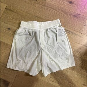 NWT Lululemon Striped Mesh White Athletic Shorts